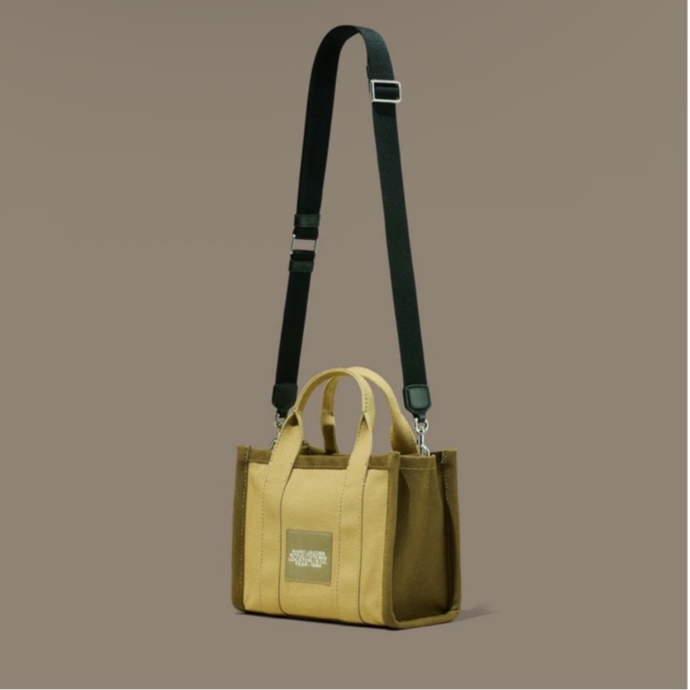 Marc Jacobs Canvas Tote in Tan with White Logo - Picture 10 of 15